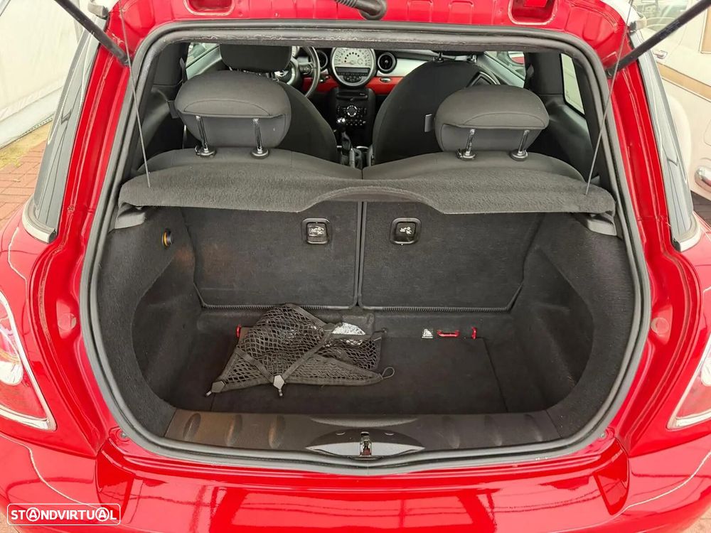 MINI 3 Portas Cooper D - 10