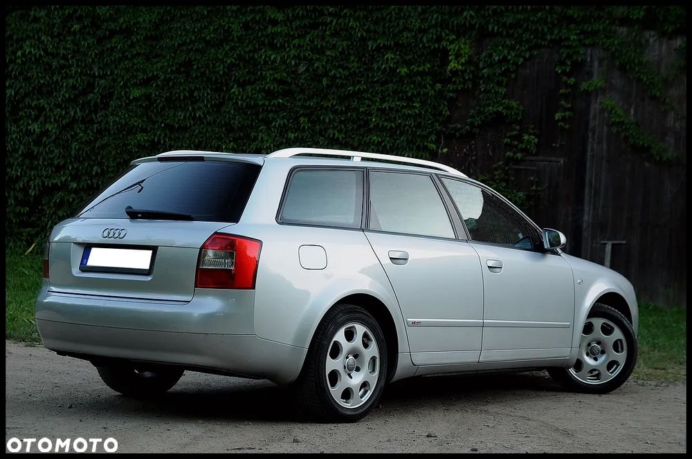 Audi A4 Avant - 19