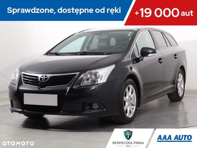 Toyota Avensis - 1