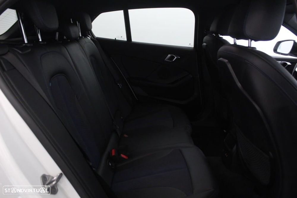 BMW 116 d Pack Desportivo M Auto - 15