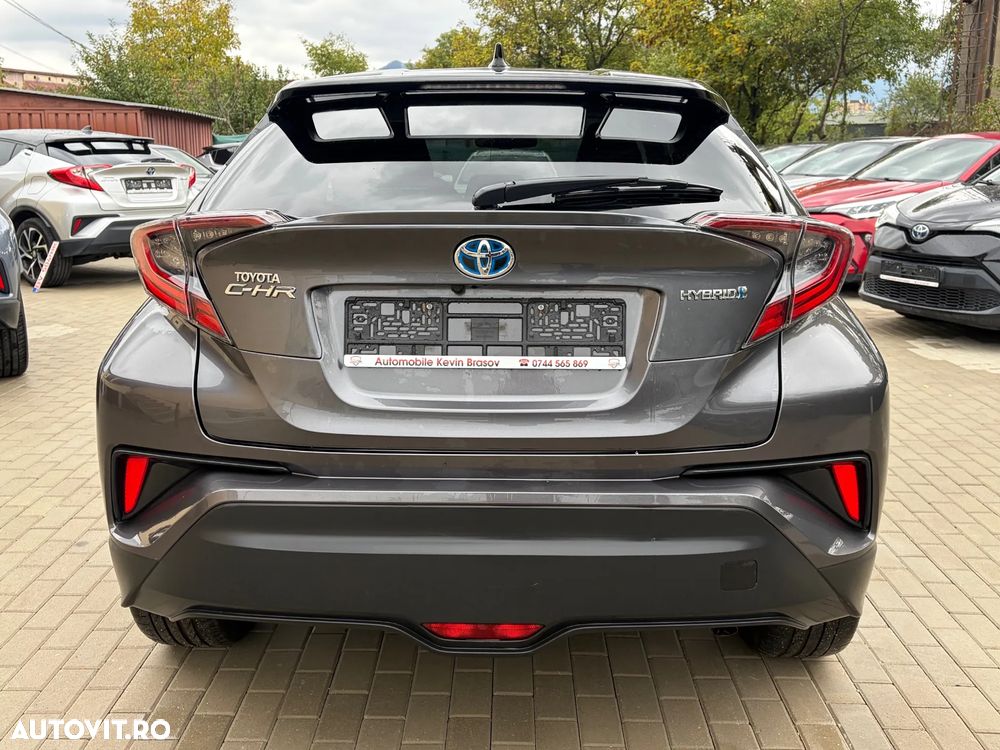 Toyota C-HR - 13