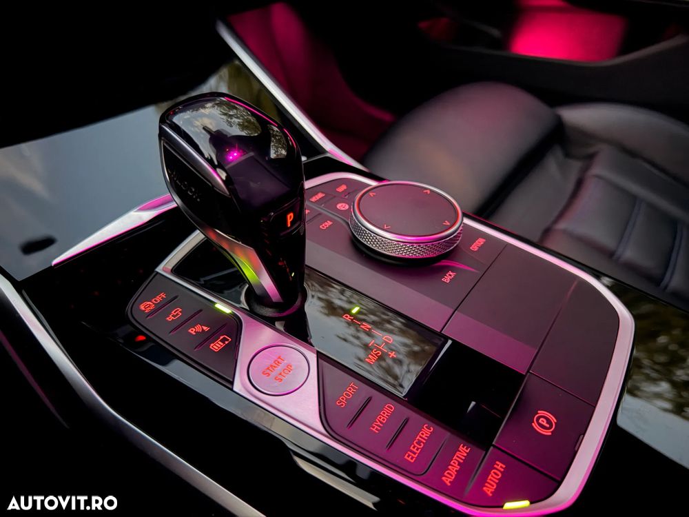 BMW 3 Series 2020 — imagine 50