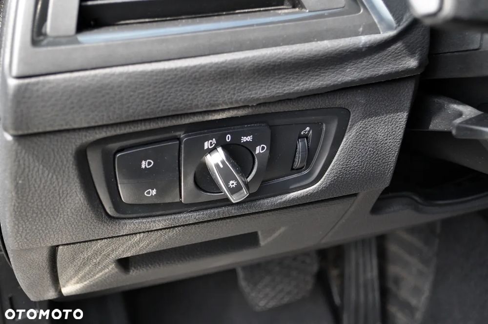 BMW Seria 1 118i GPF Sport Line - 16