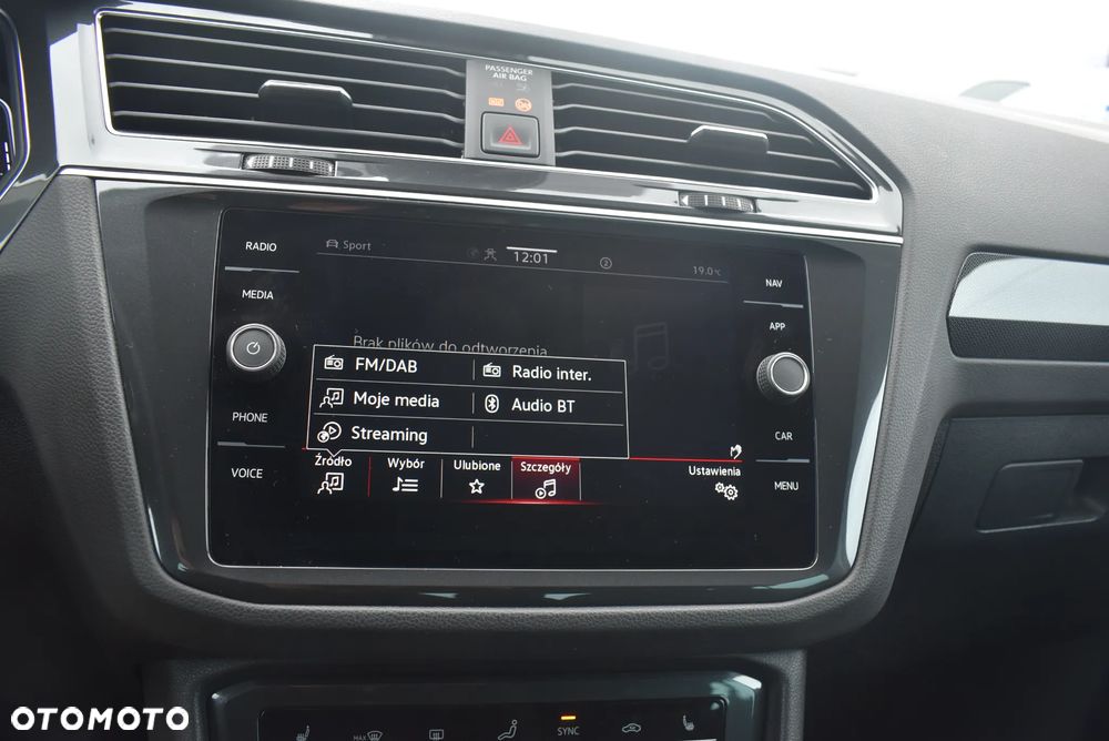 Volkswagen Tiguan 2.0 TSI 4Mot Elegance DSG - 32