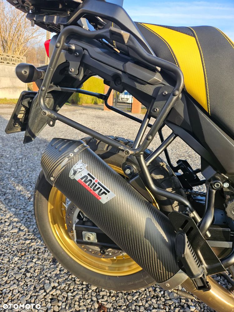 Suzuki V-STROM - 5