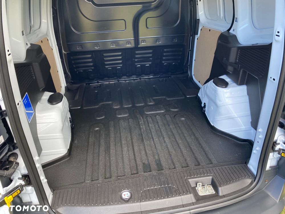 Ford TRANSIT COURIER - 31