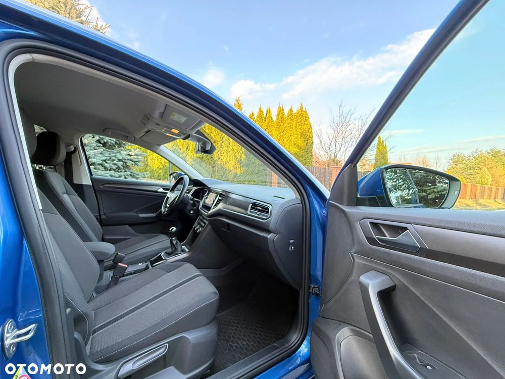 Volkswagen T-Roc 1.5 TSI ACT Premium - 24