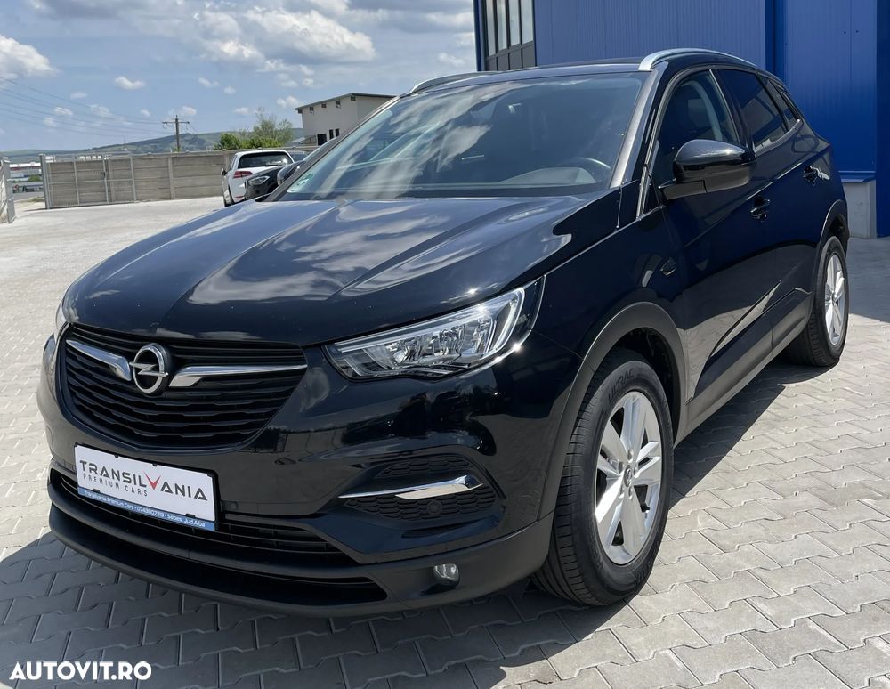 Opel Grandland 1.2 DI Automatik Business Edition - 3
