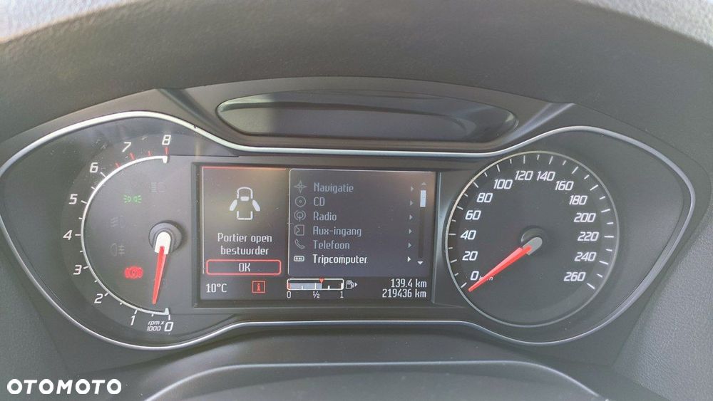 Ford S-Max - 33