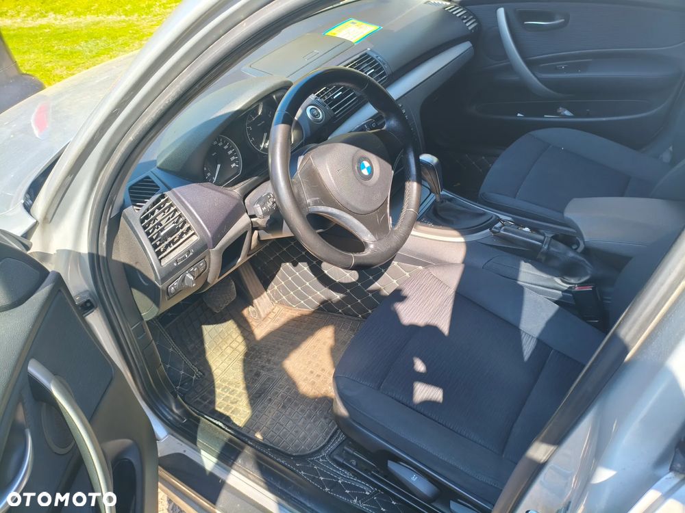 BMW Seria 1 118i - 3
