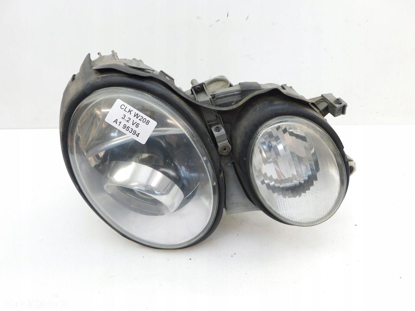 MERCEDES CLK W208 3,2 V6 REFLEKTOR LAMPA PRZÓD PRAWA XENON - 2