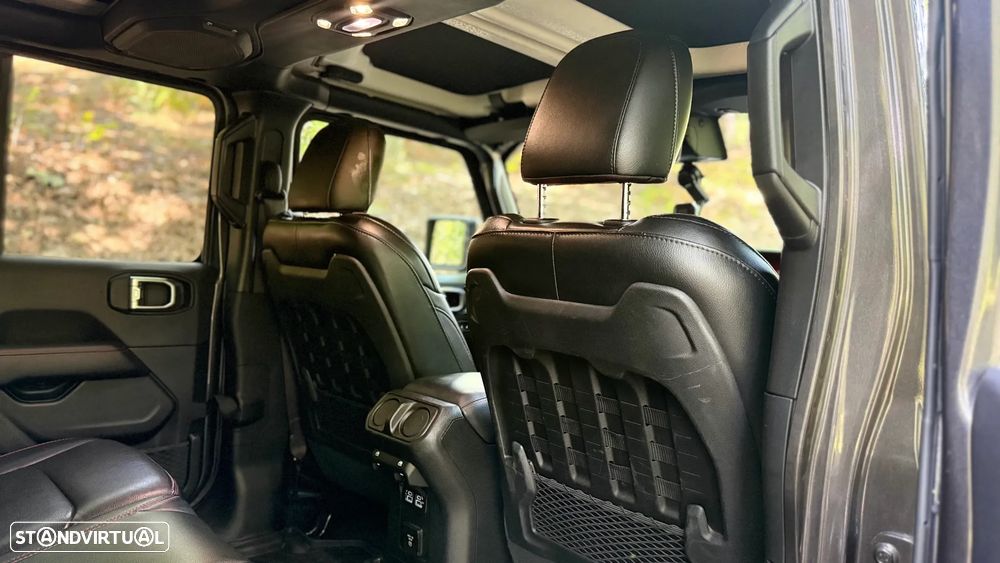Jeep Wrangler — fotografia 26