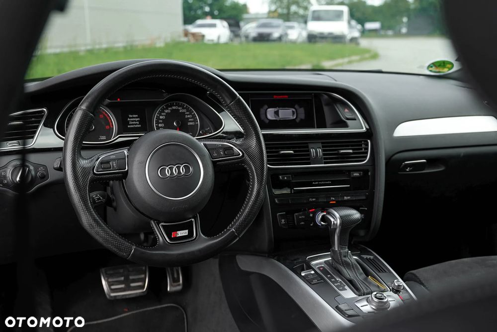 Audi A4 Avant 2.0 TDI Design S tronic - 14