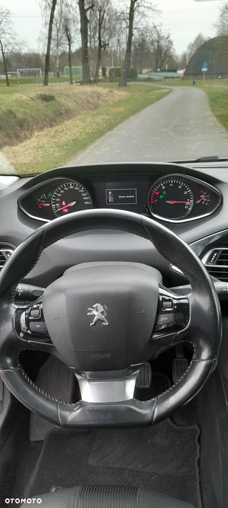 Peugeot 308 1.6 THP Allure - 12