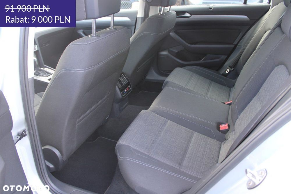 Volkswagen Passat - 19
