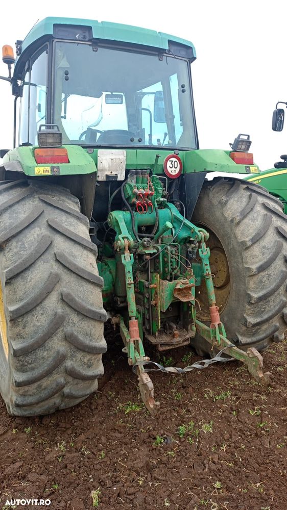John Deere 7700 - 8