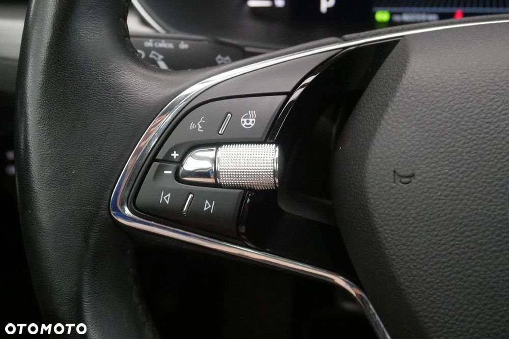 Skoda Superb 2.0 TSI Style DSG - 28