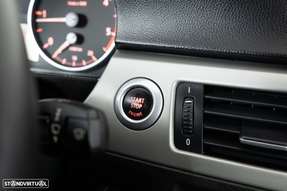 BMW 320 - 16