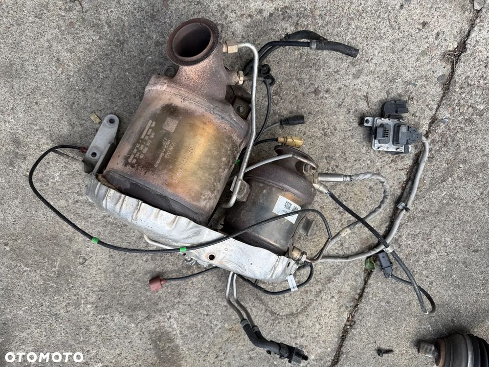 Skoda Octavia 2,0 TDI VW AUDI  13-20r katalizator DPF o nr 04L131678E - 4