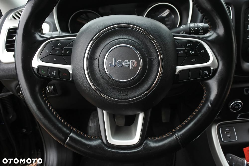 Jeep Compass 1.4 MultiAir Longitude - 20