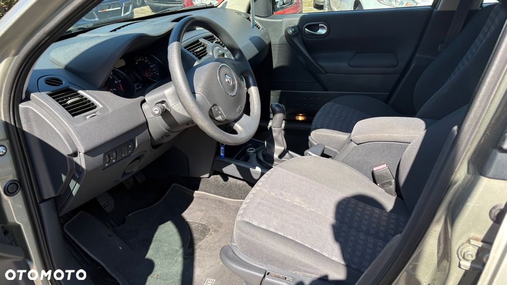 Renault Megane 1.6 16V Air - 20