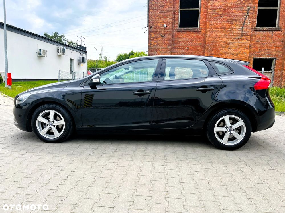 Volvo V40 D2 - 4