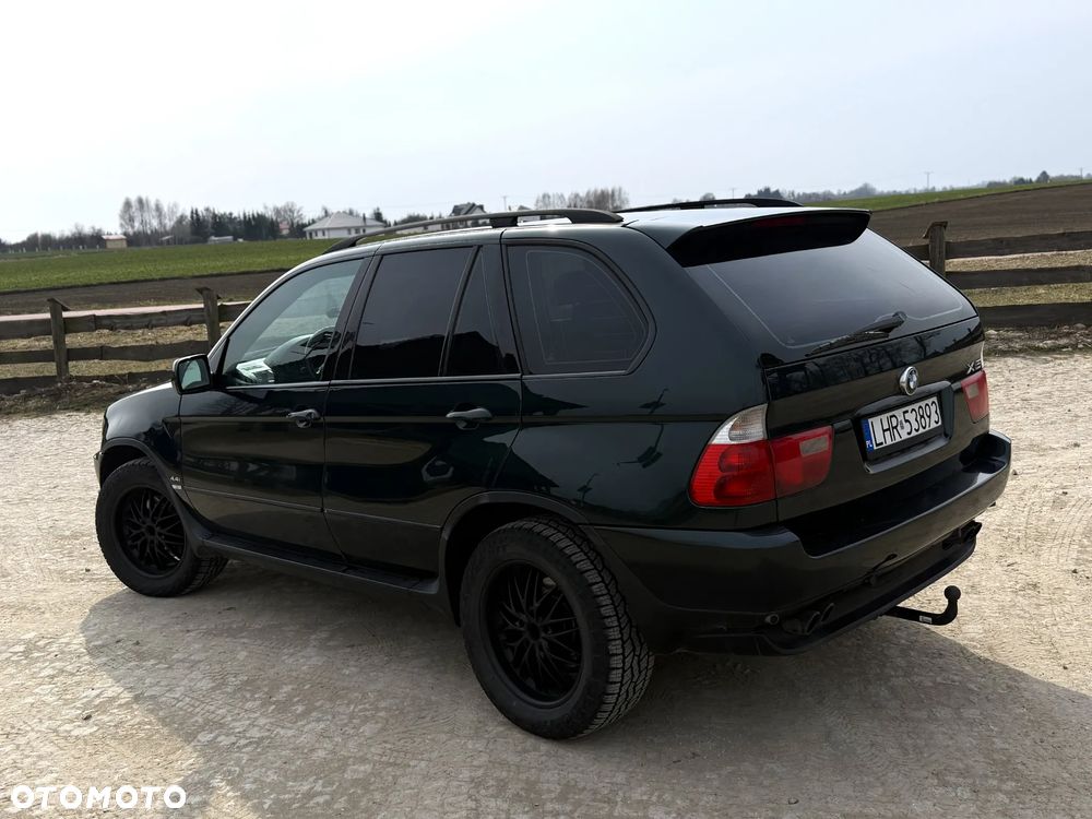 BMW X5 4.4i - 10