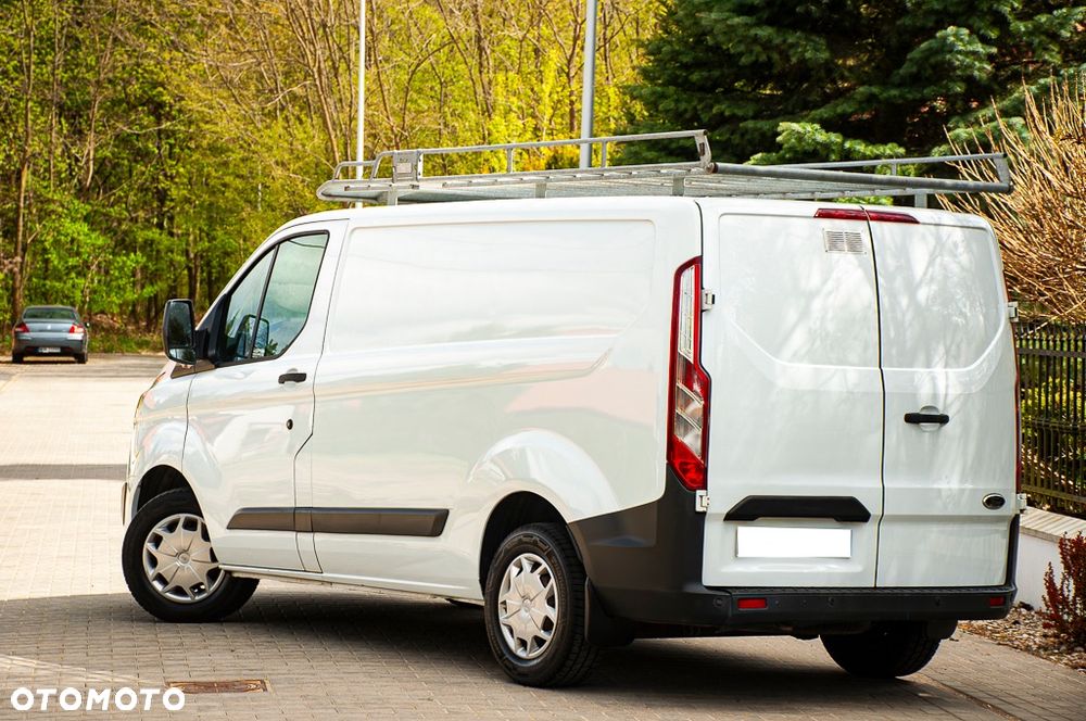 Ford Transit Custom - 8