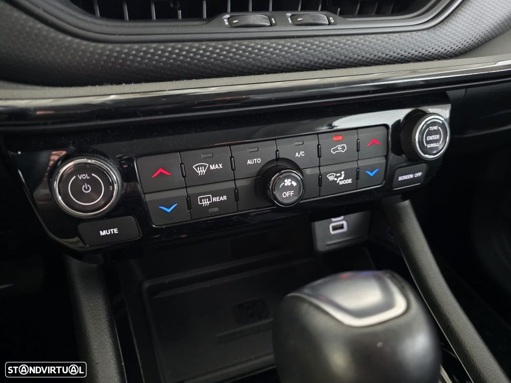 Jeep Compass 1.3 TG Trailhawk - 29