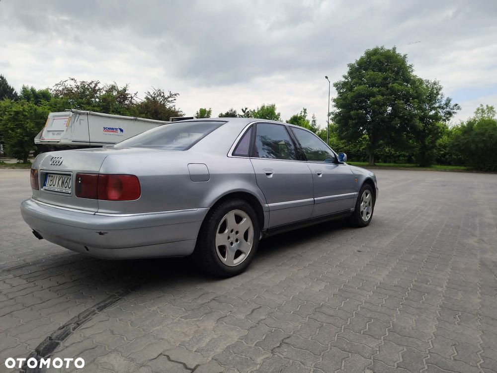Audi A8 ver-a8-4-2-quattro-tiptronic - 5