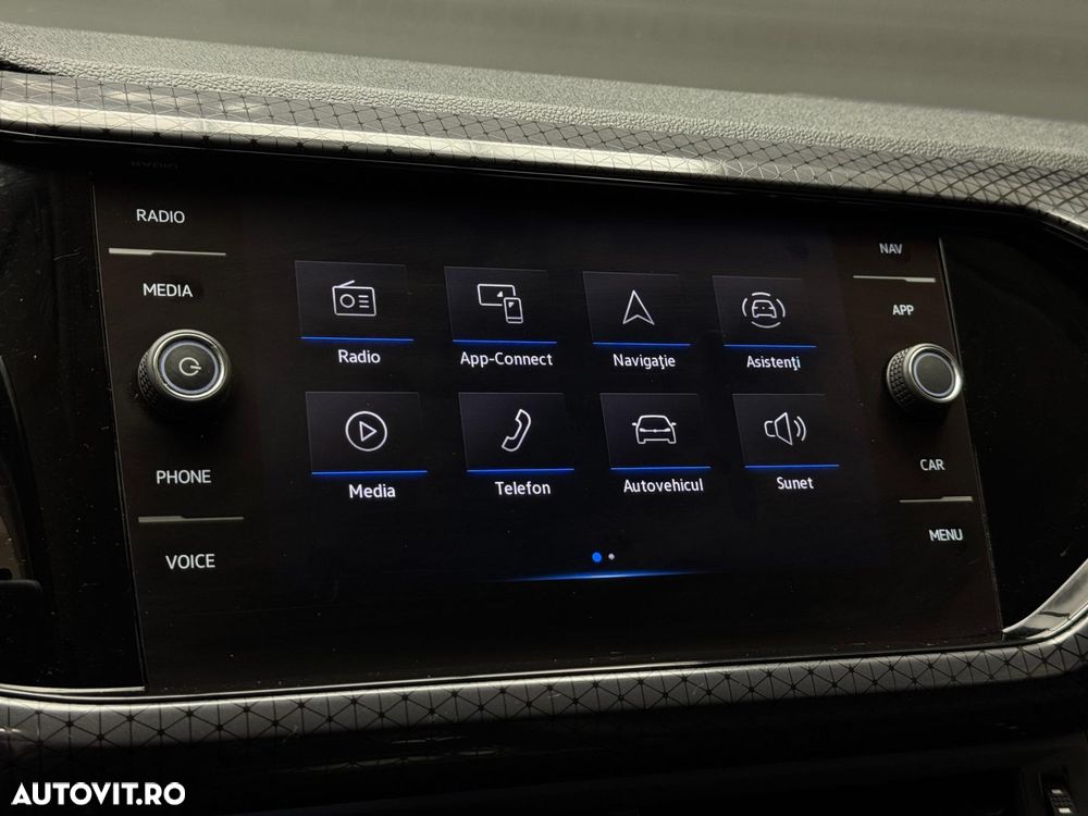 Volkswagen T-Cross - 10