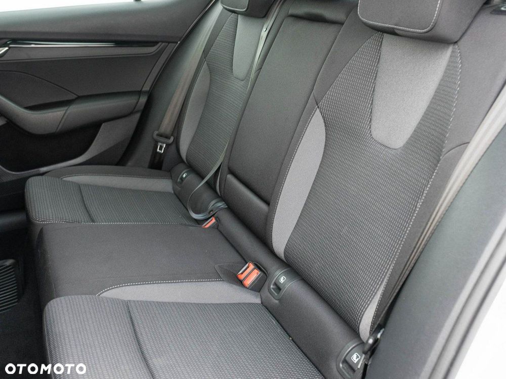 Skoda Octavia 1.5 TSI ACT Ambition - 26