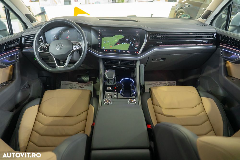 Volkswagen Touareg 3.0 V6 e-Hybrid 4Motion Aut. Elegance - 24