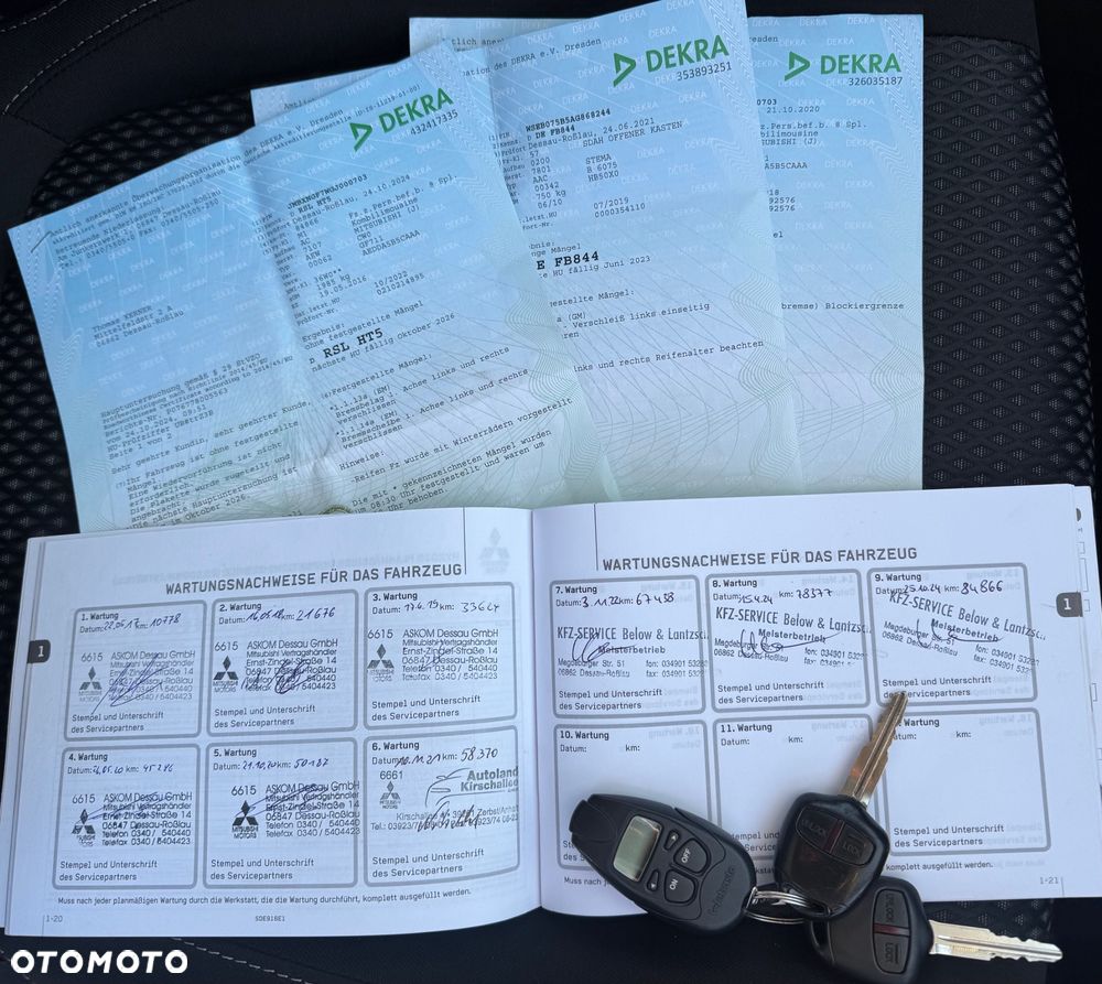 Mitsubishi Outlander - 12