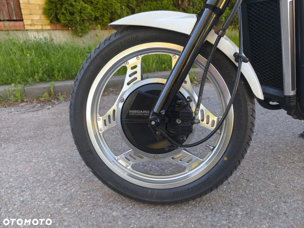 Honda VT - 5