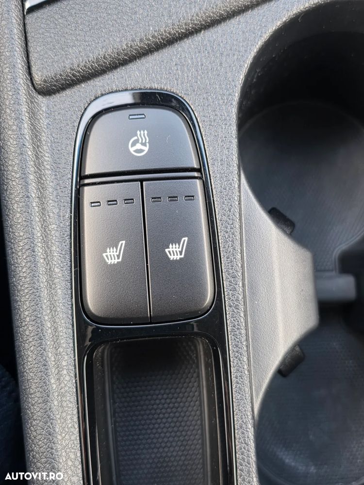 Kia Niro 1.6 GDI 2WD Aut. Vision - 23