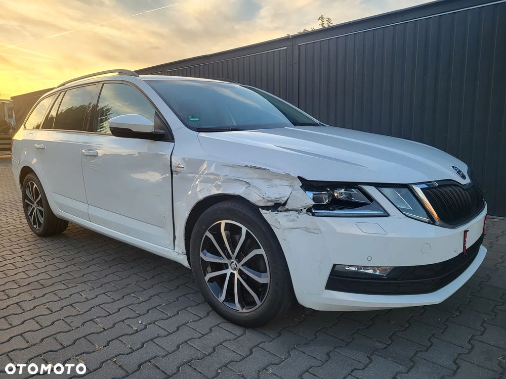 Skoda Octavia 2.0 TDI DSG Soleil - 2