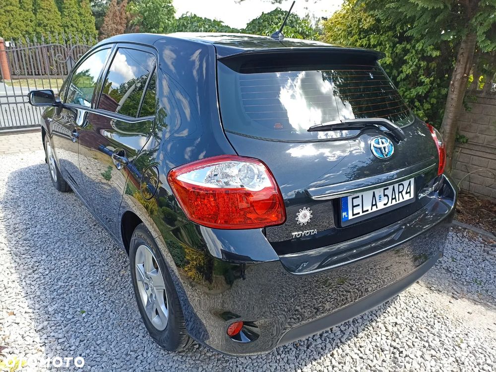 Toyota Auris 1.8 HSD Sol - 12