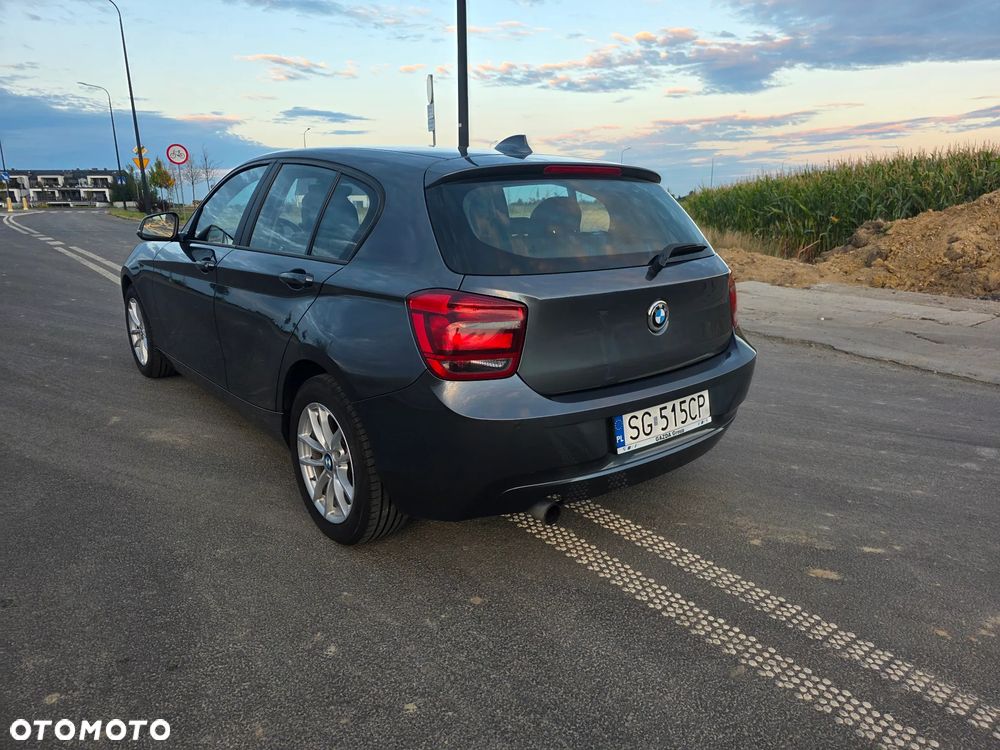 BMW Seria 1 116i - 8