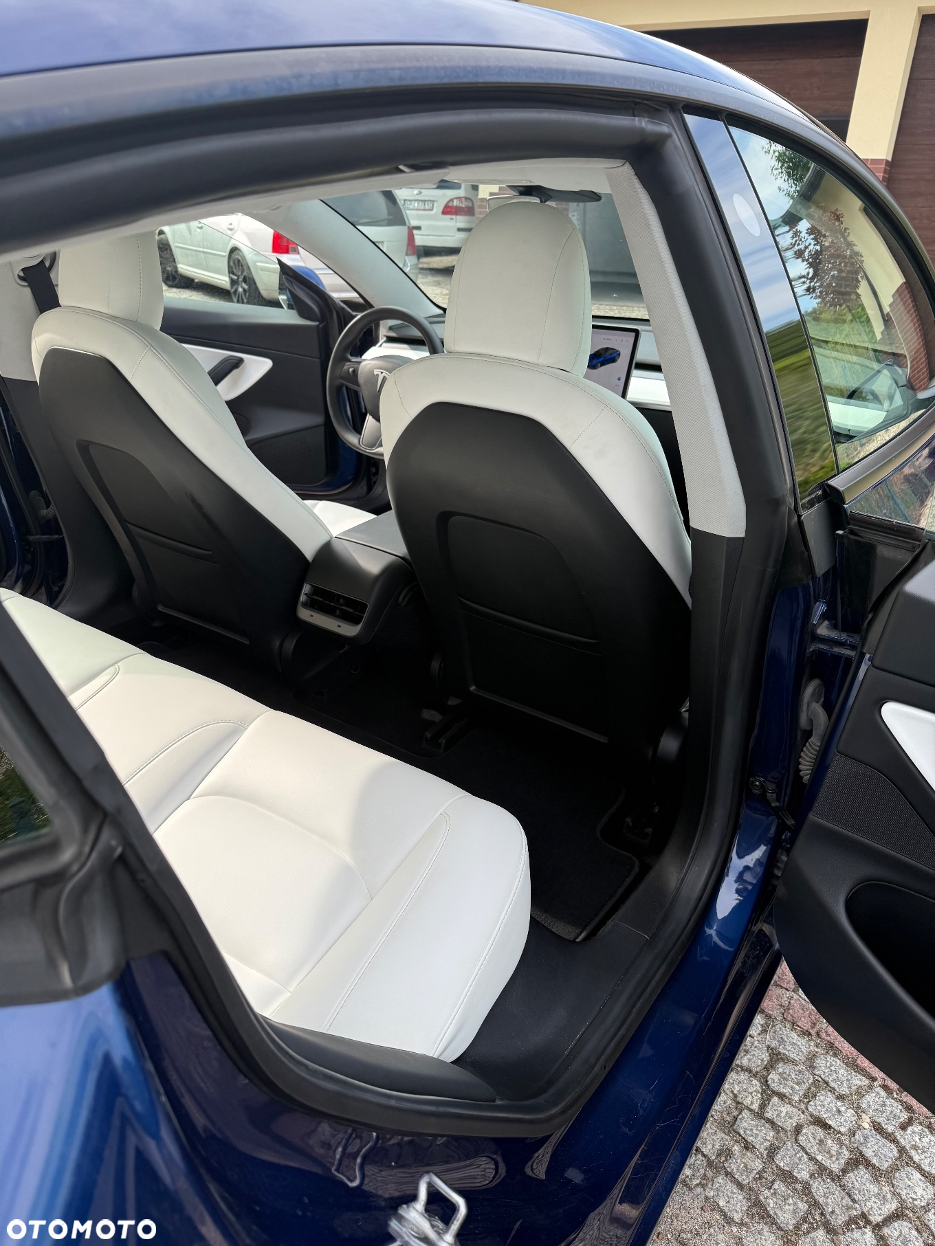 Tesla Model 3 Langstreckenbatterie Allradantrieb Dual Motor - 10