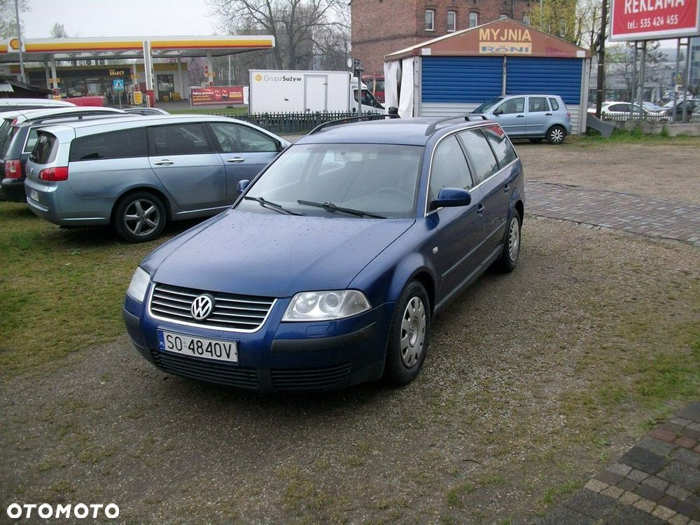 Volkswagen Passat - 1