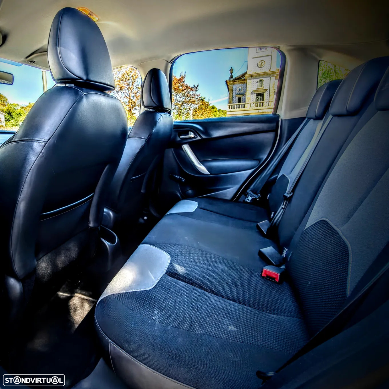 Citroën C3 1.2 PureTech Shine - 11