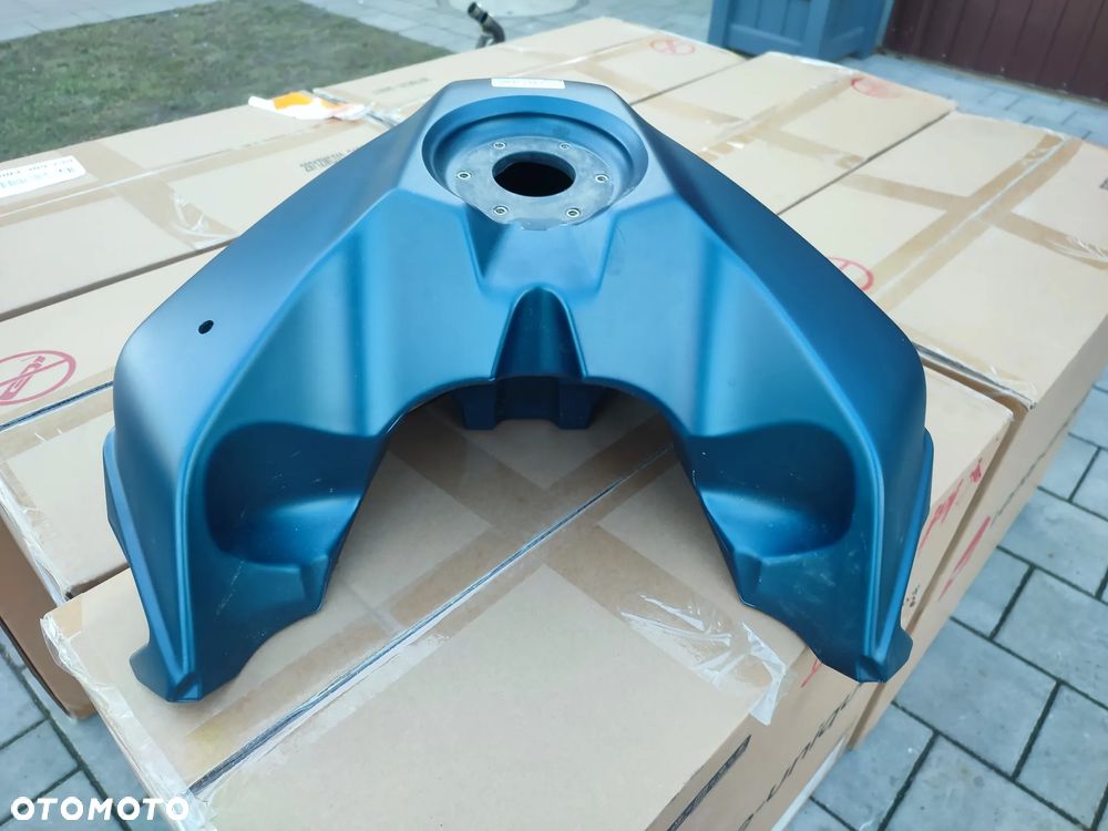 Bak, zbiornik paliwa KTM 390 Adventure - 23