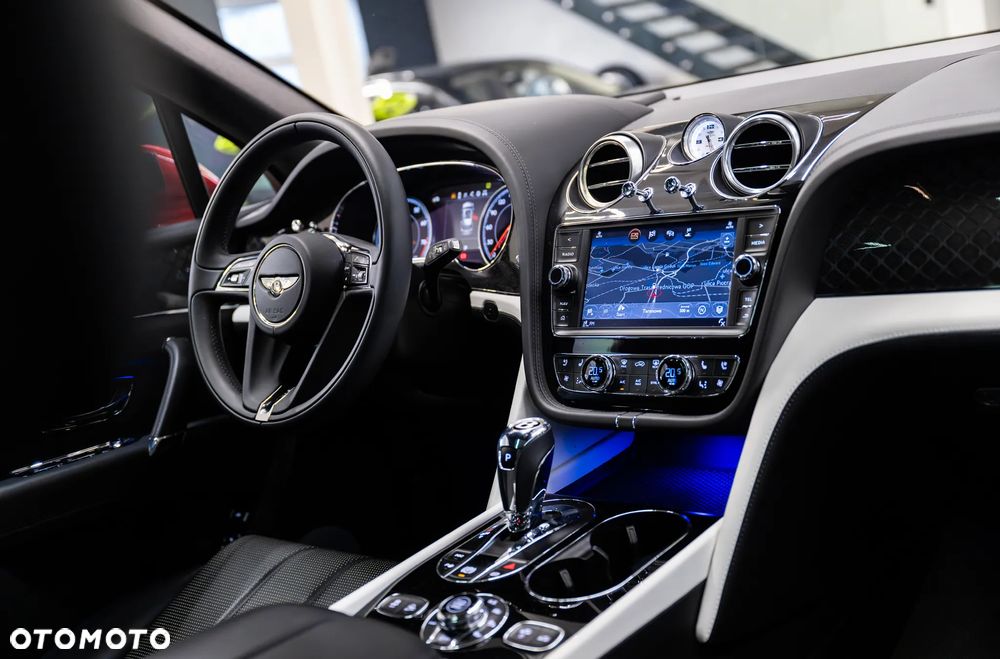 Bentley Bentayga - 21