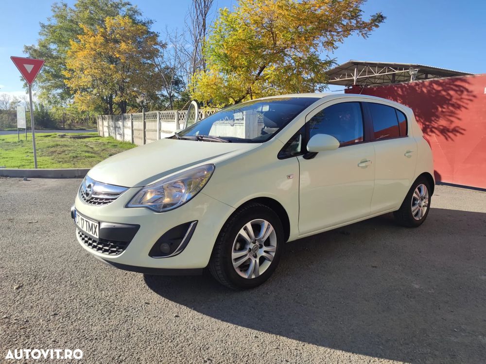 Opel Corsa 1.3 CDTI Enjoy - 1