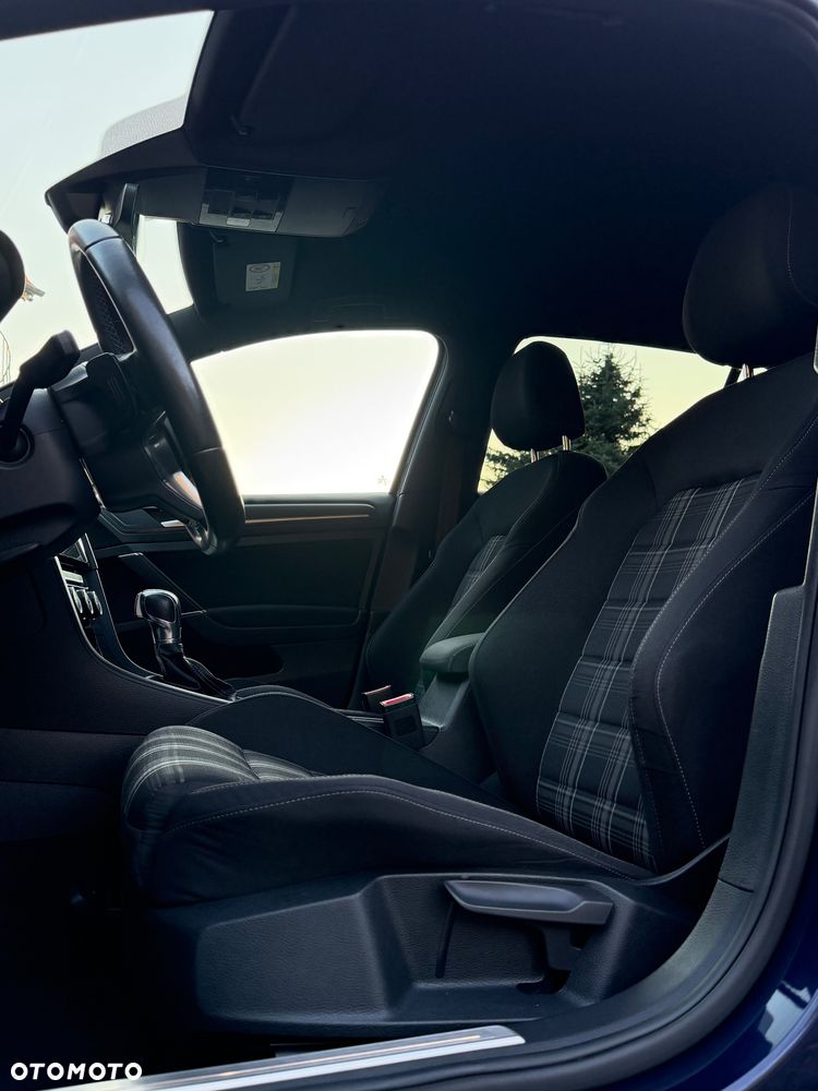 Volkswagen Golf 2.0 TDI BMT GTD DSG - 17