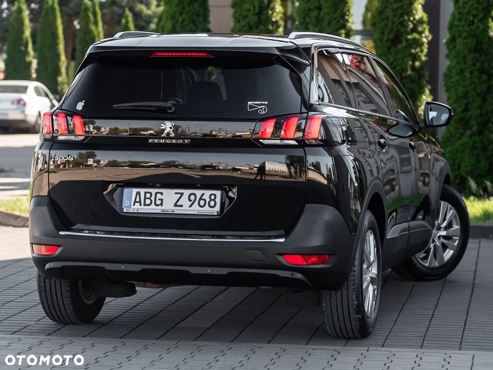 Peugeot 5008 - 12
