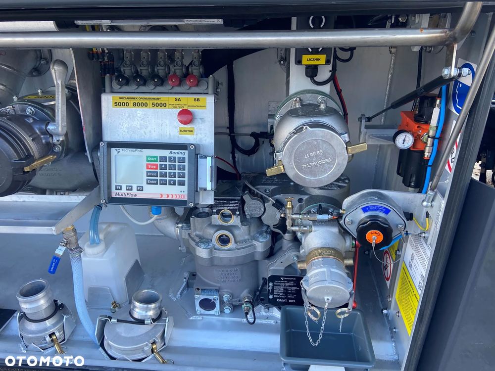 DAF XD530 FAN cysterna STOKOTA - 12