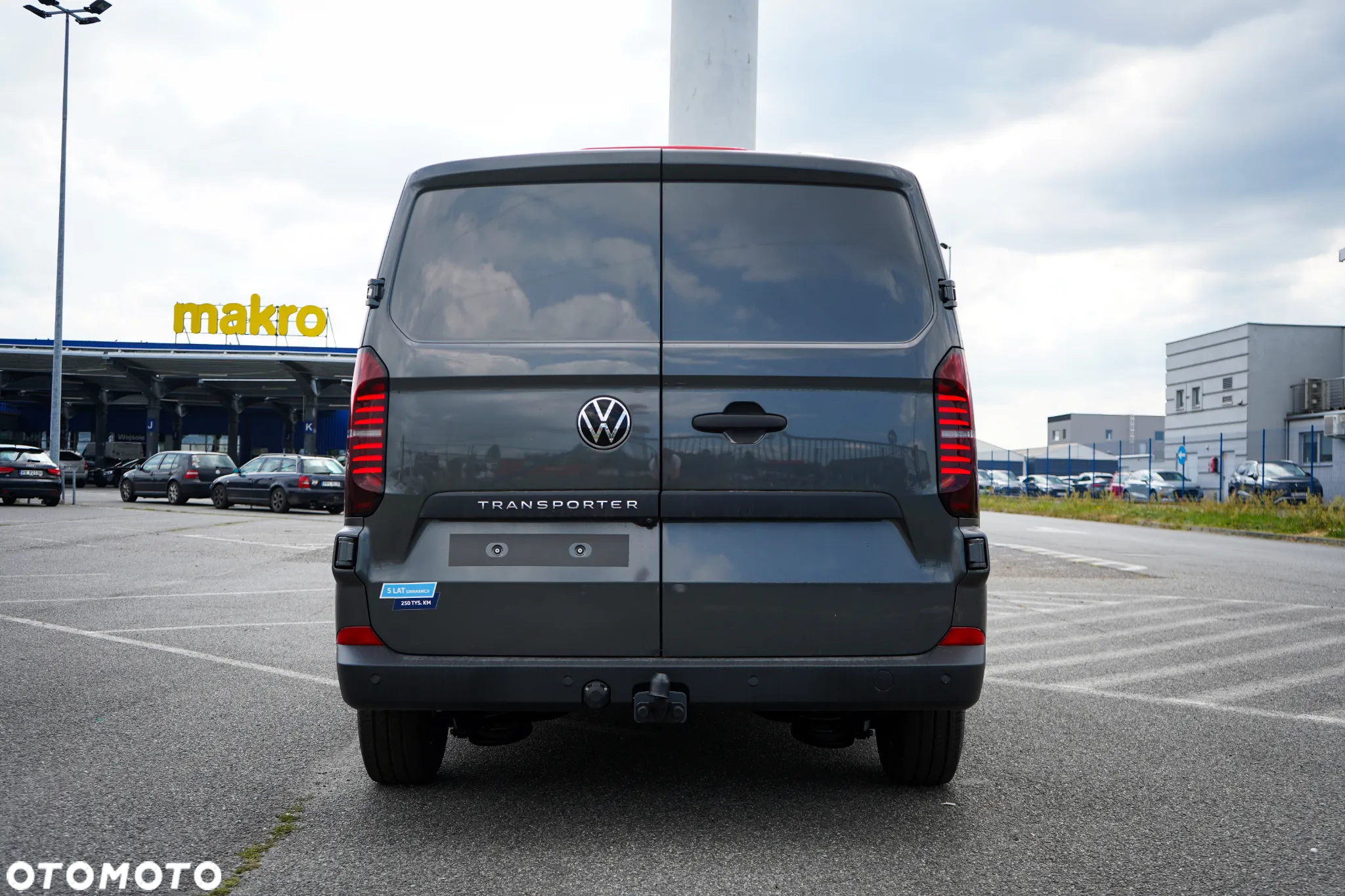 Volkswagen Transporter - 11