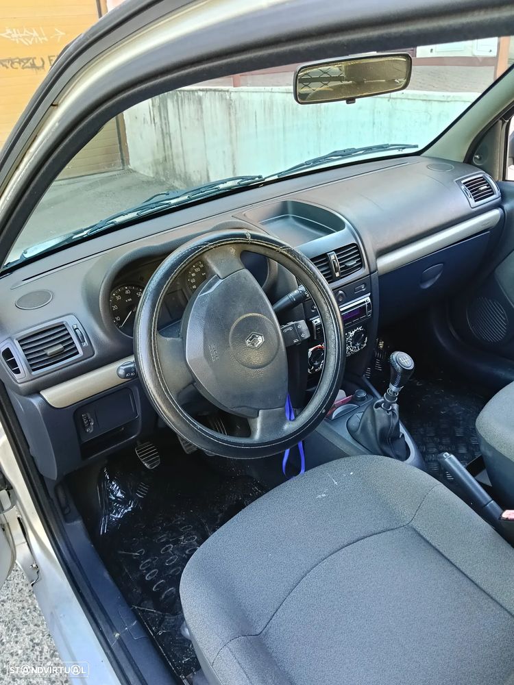 Renault Clio 1.5 dCi Pack - 3